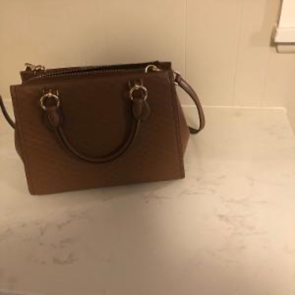 Beautiful Michael Kors Marilyn Logo Medium Satchel in Chestnut - Picture 2 of 9